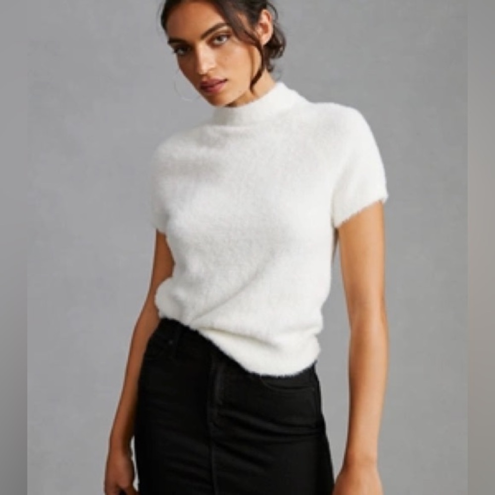 Anthropologie (Maeve) white eyelash mockneck sweater with cutout, small